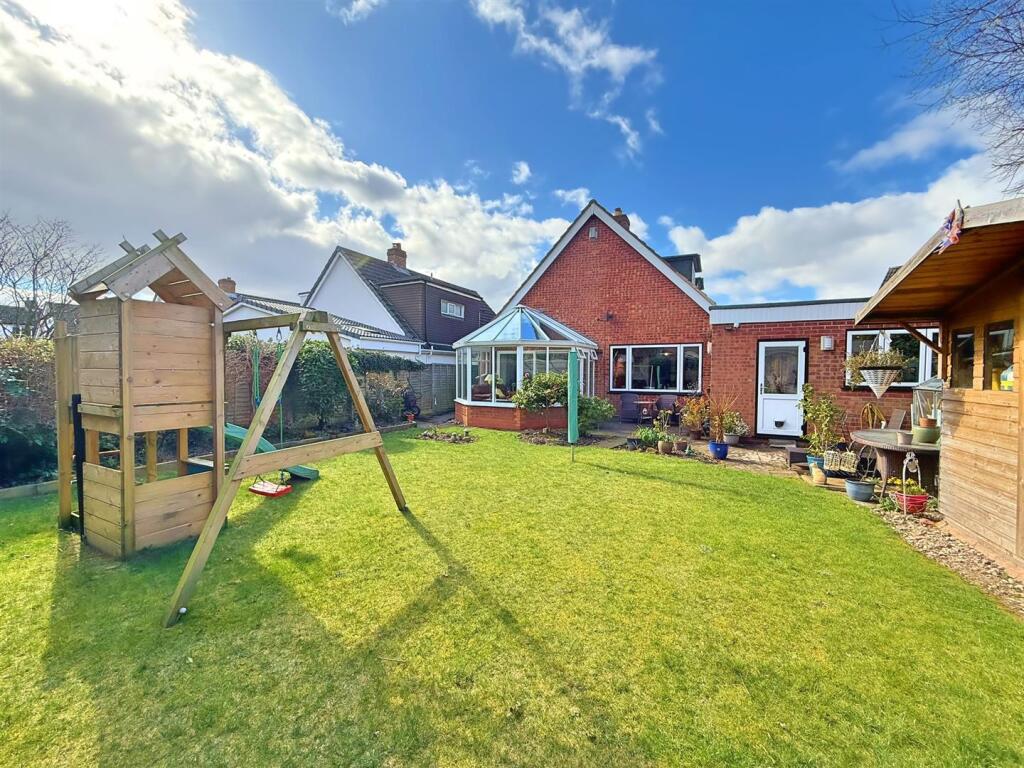 Additional image 36 of Redlands Way, Streetly