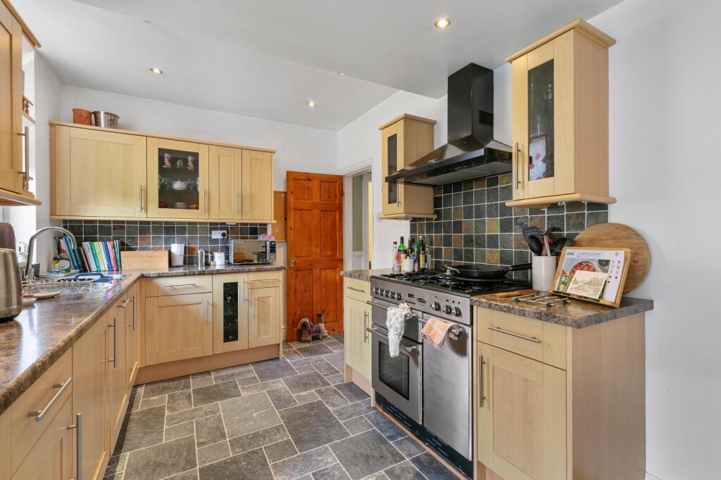 Additional image 5 of West Avenue, Baildon, Shipley, West Yorkshire, UK, BD17