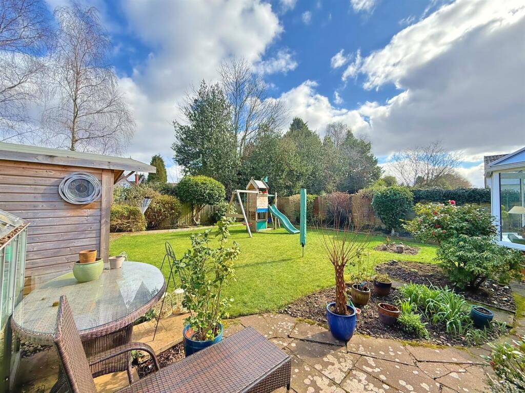 Additional image 33 of Redlands Way, Streetly