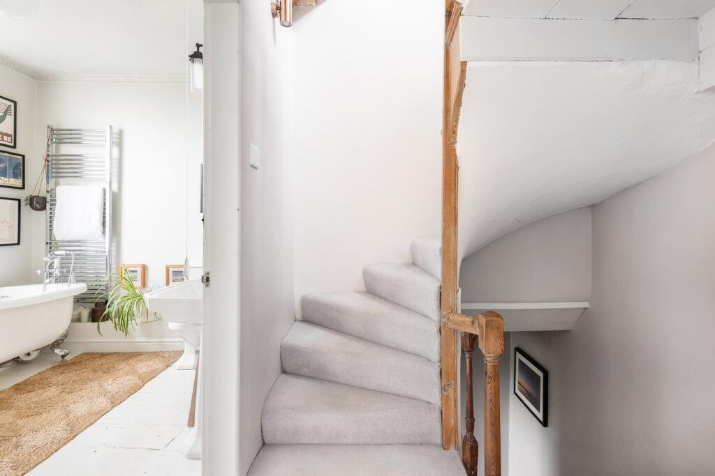 Additional image 15 of Bloomfield Crescent, Bath, BA2