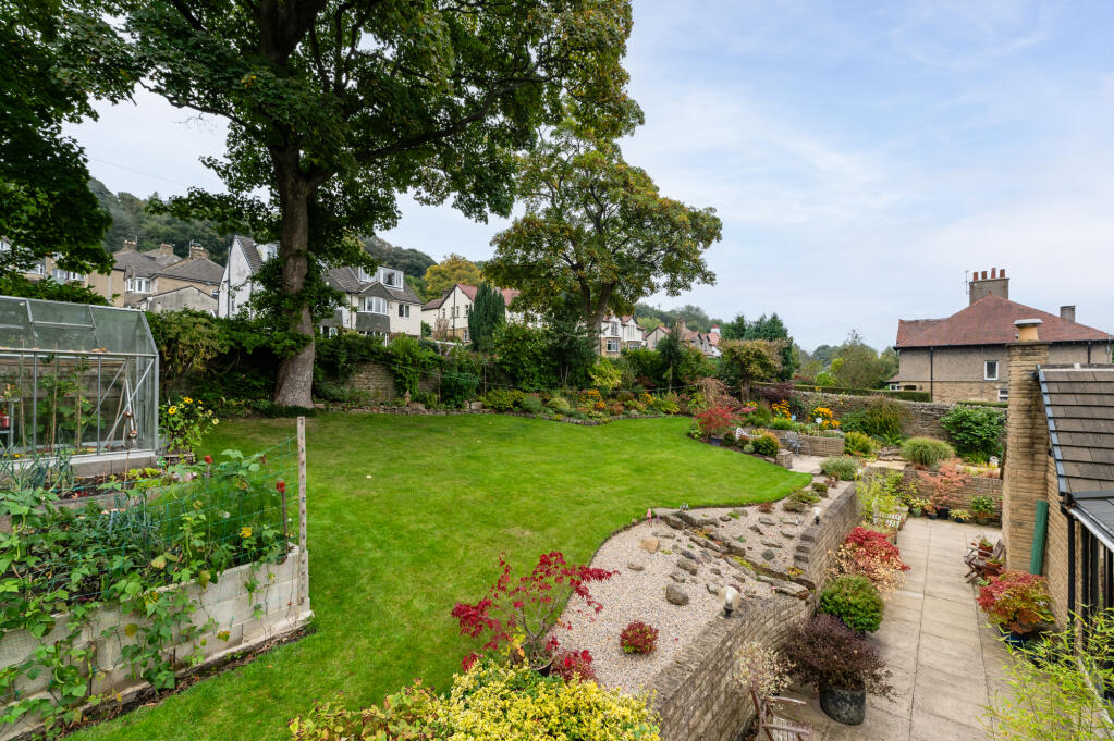 Additional image 32 of Oakridge Court, Bingley, West Yorkshire, BD16