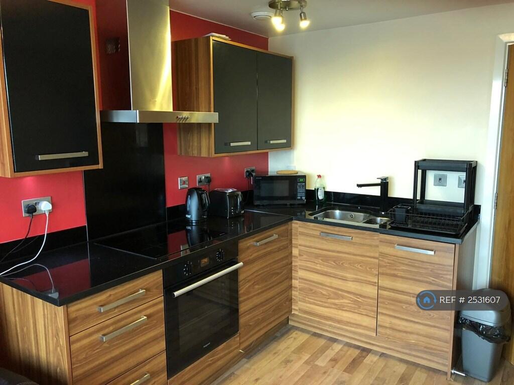 Additional image 11 of Leeds Road, Bradford, BD1