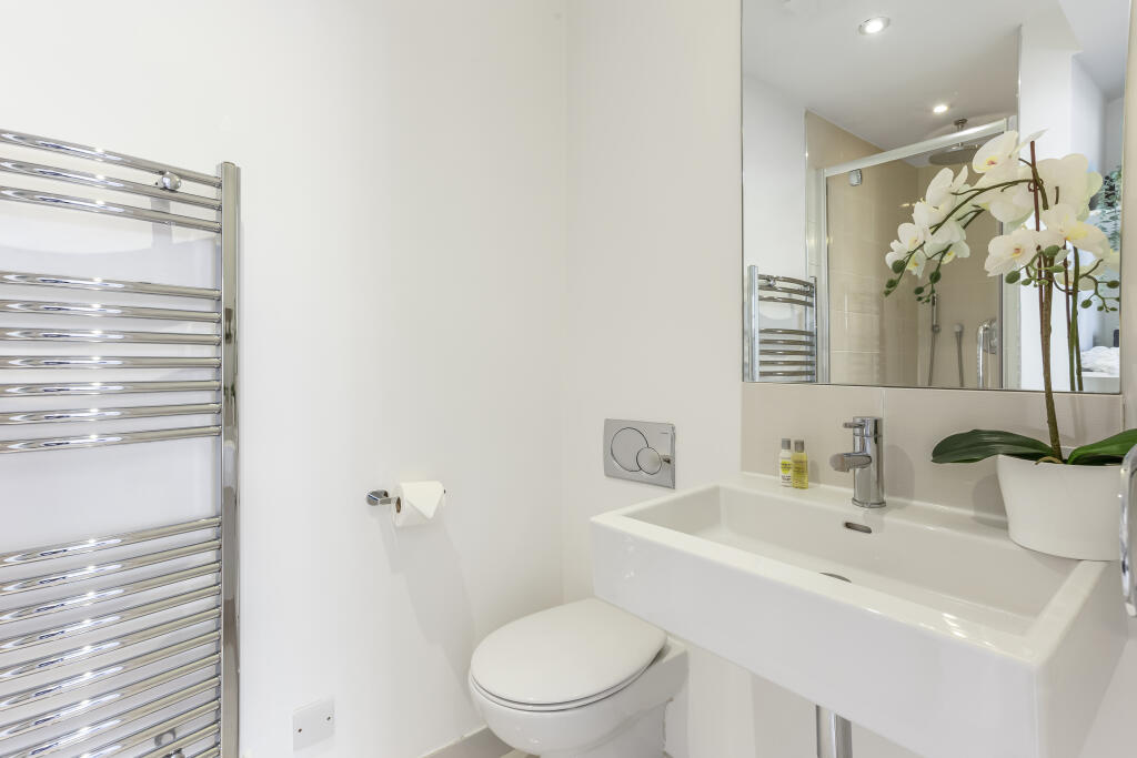 Additional image 8 of Milsom Place, BATH, BA1