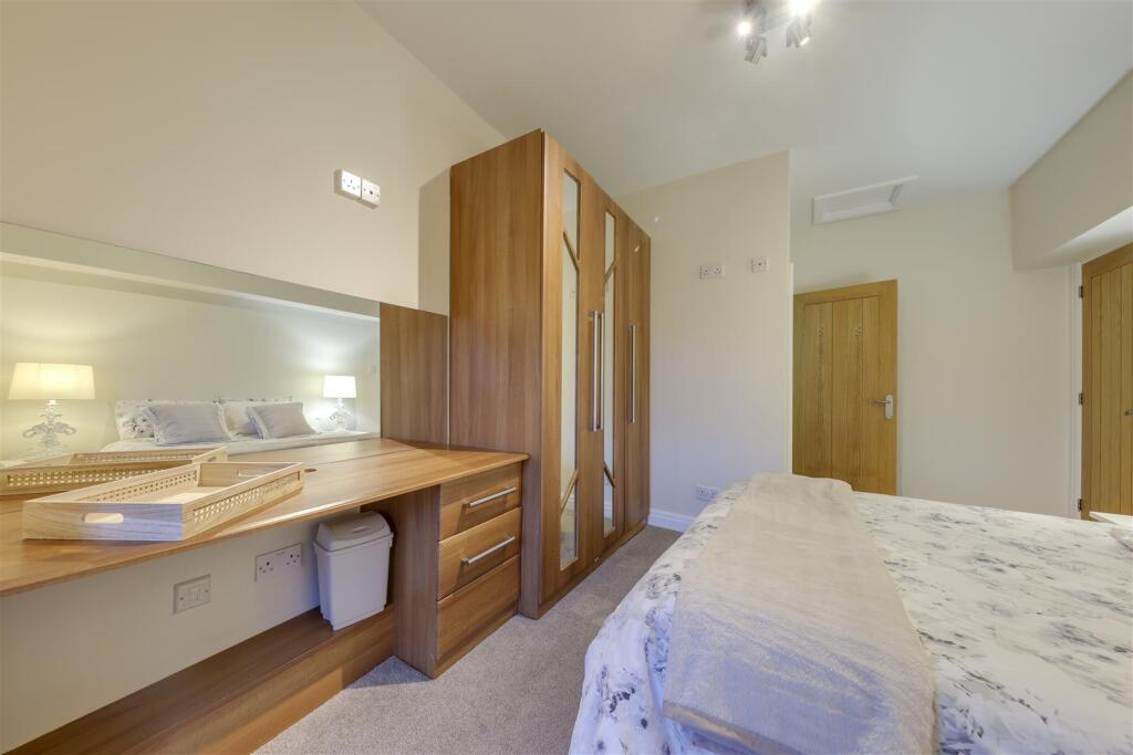 Additional image 30 of Hurst Lane, Rawtenstall, Rossendale, Lancashire - With Annexe & Spa Room