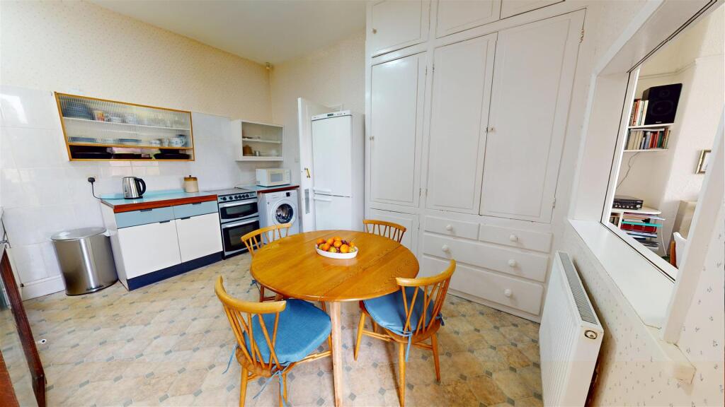 Additional image 7 of Avondale Crescent, Shipley