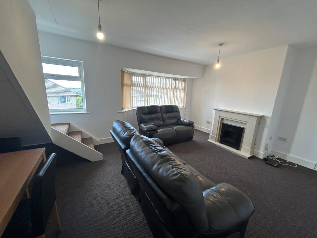 Additional image 4 of Hillcrest Road, Queensbury, Bradford, BD13