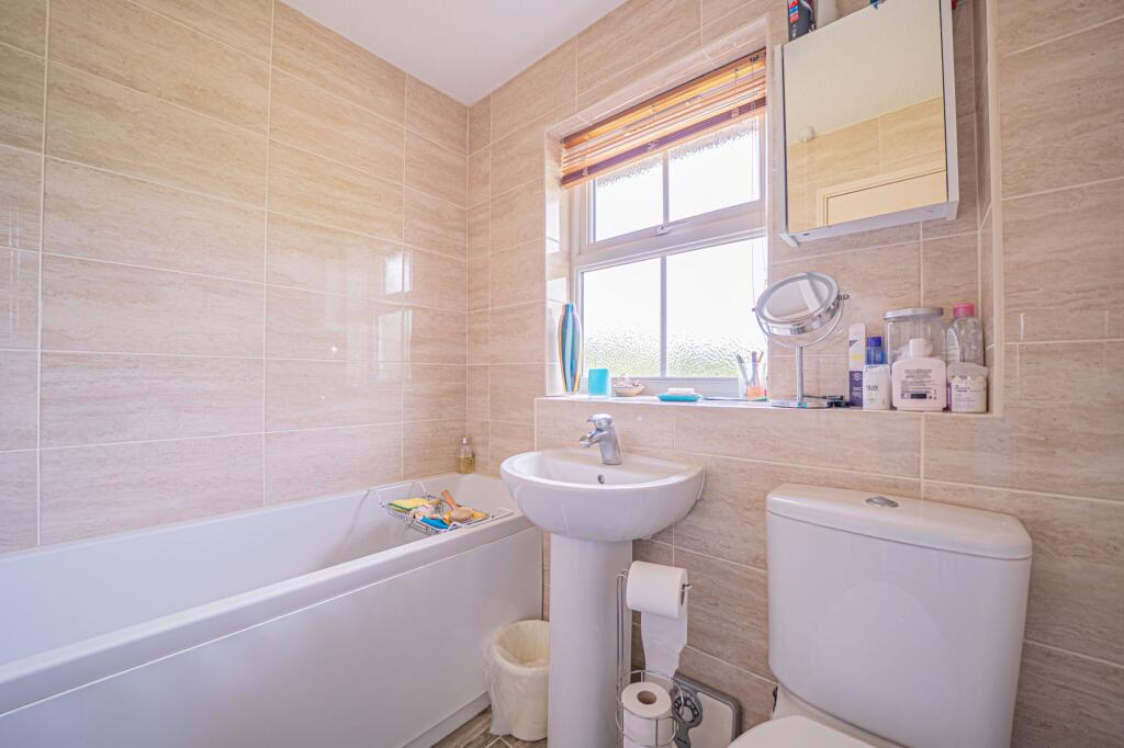 Additional image 13 of Winster Avenue, Dorridge, B93