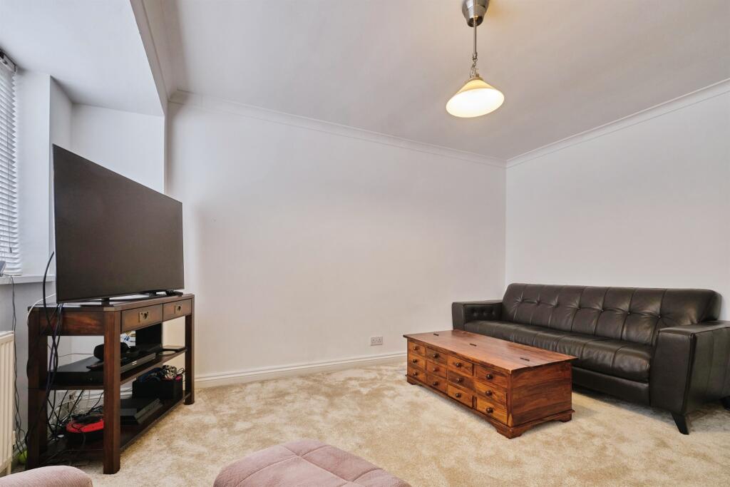 Additional image 31 of Goodwyn Avenue, Oldbury