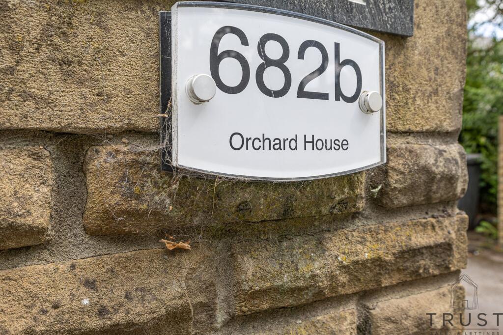 Additional image 80 of Bradford Road, Birkenshaw, BD11