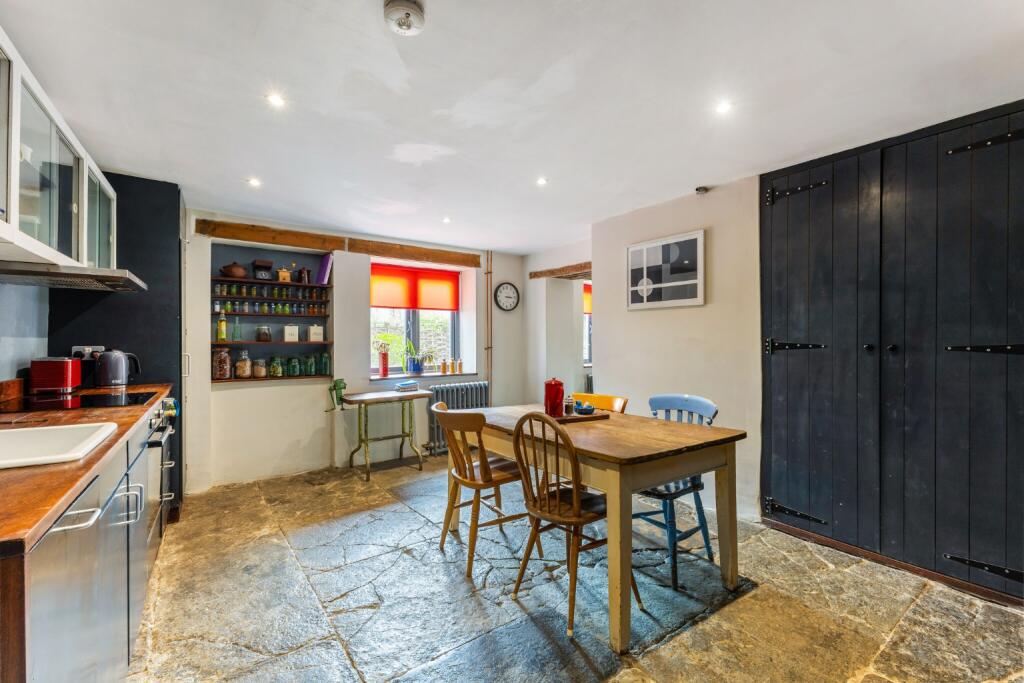 Additional image 6 of Central Castle Cary