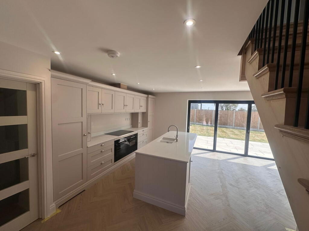 Additional image 5 of Field View House, Holly Lane, Sutton Coldfield, B76 9PE