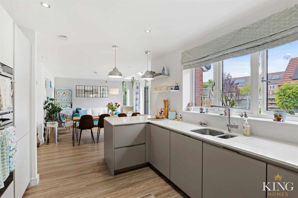 Additional image 5 of Queen Elizabeth Way, Bidford-On-Avon, Alcester