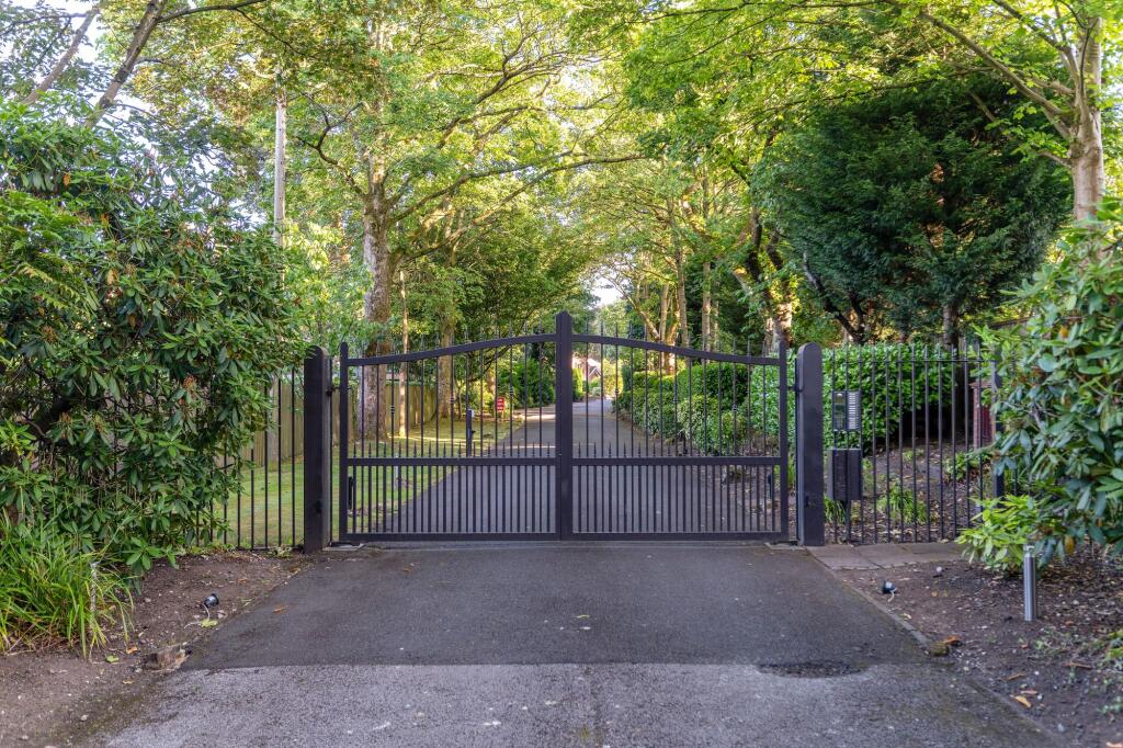 Additional image 39 of Highgate, Streetly, B74