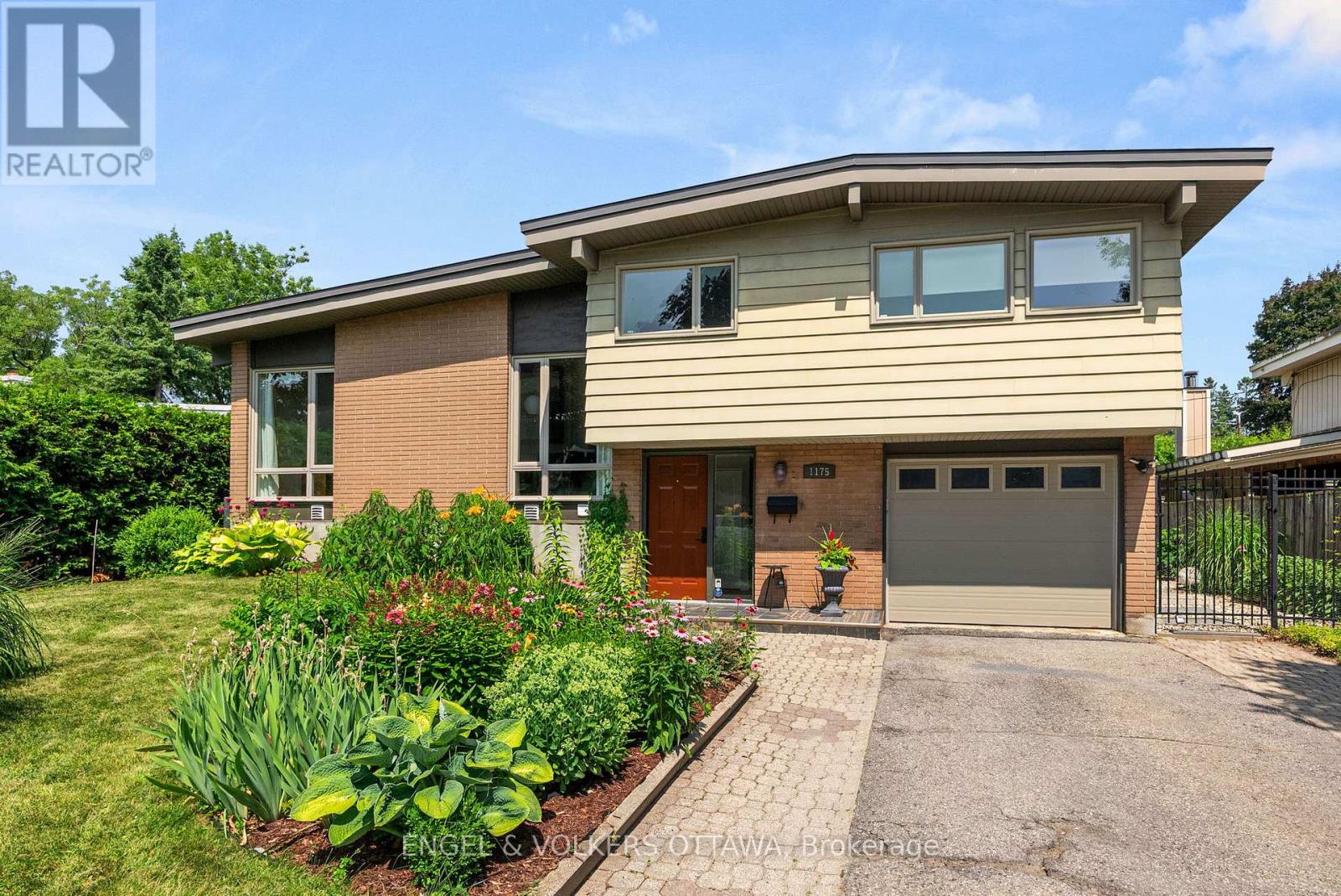 1175 BONNIE CRESCENT|Ottawa, Ontario K2C1Z7