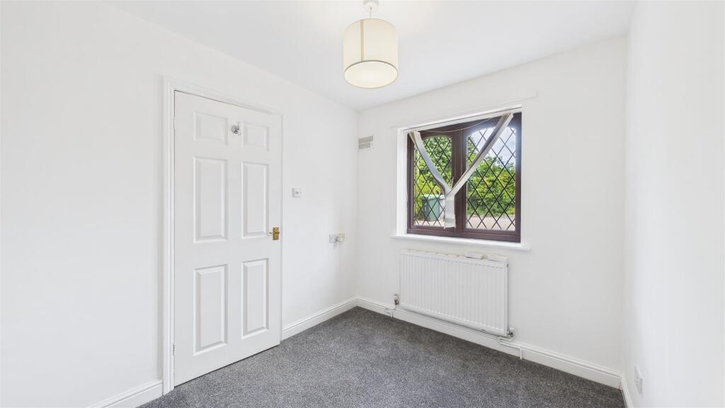 Additional image 9 of 1 Bradleys Close