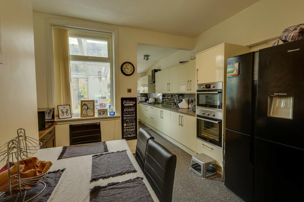 Additional image 4 of Ashgrove, Greengates, Bradford, West Yorkshire, BD10