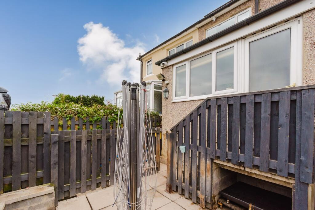 Additional image 19 of Whitehall Road, Wyke, BD12