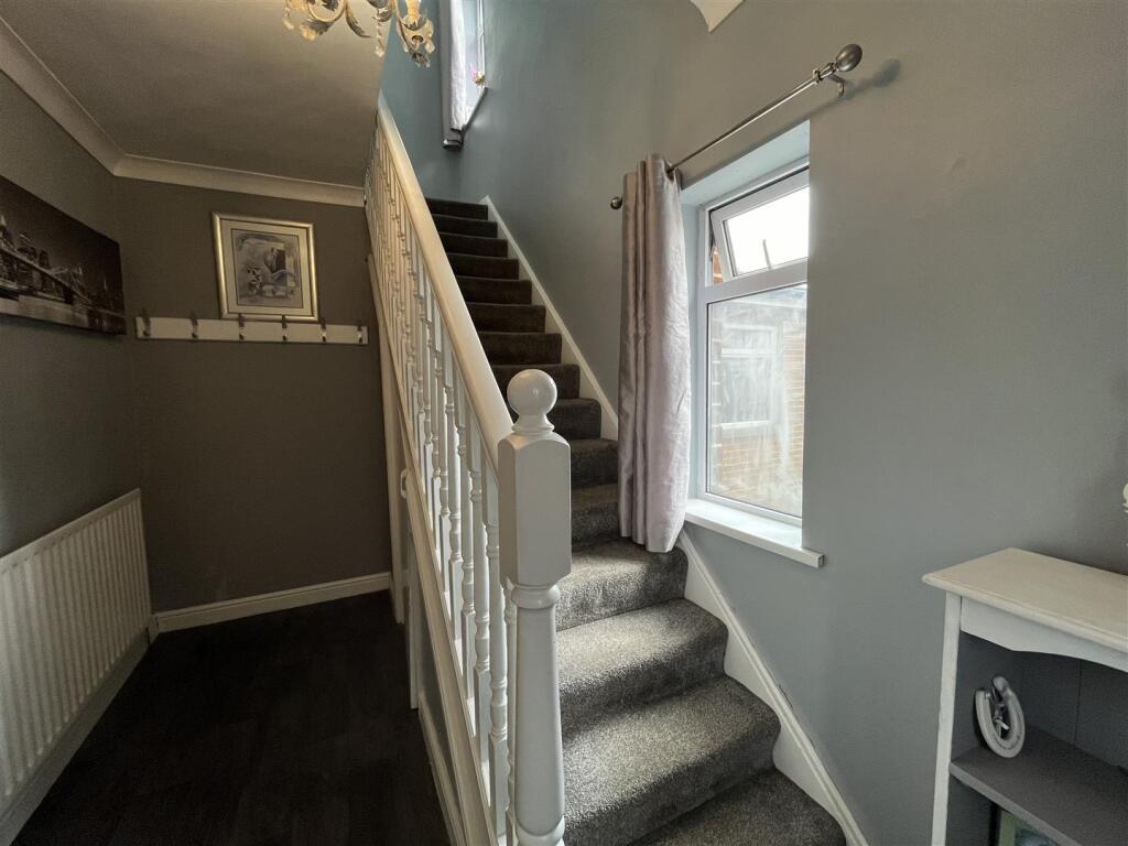 Additional image 12 of Worthing Head Close, Wyke, Bradford