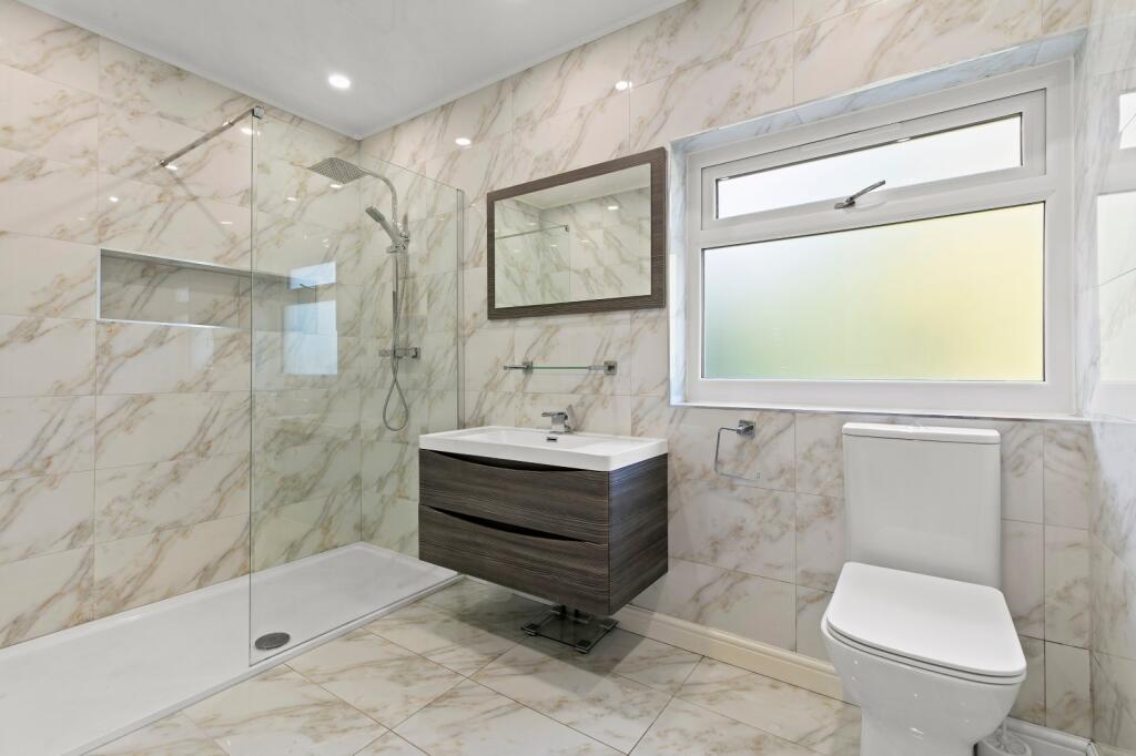 Additional image 11 of Woodvale Crescent, Bingley, West Yorkshire, BD16