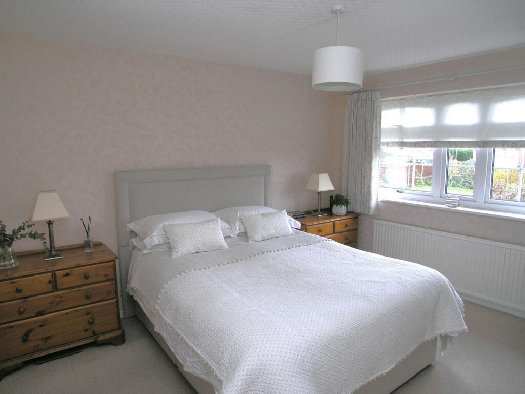 Additional image 9 of HALESOWEN, Hartsbourne Drive