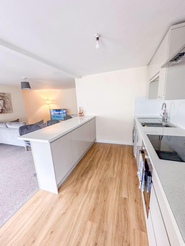 Additional image 5 of High Street, Shepton Mallet