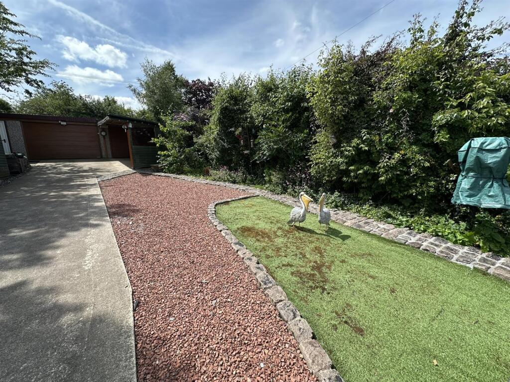 Additional image 47 of Moor View Drive, Bingley