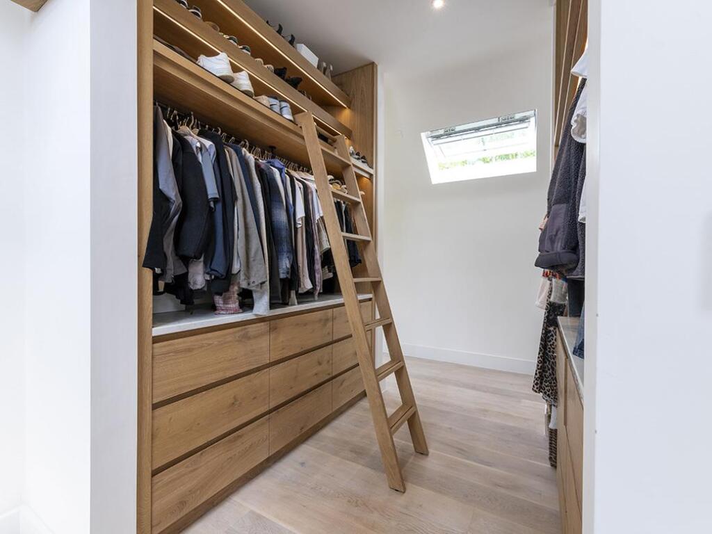 Additional image 30 of Blackford