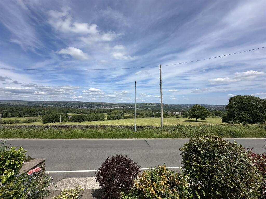 Additional image 58 of Moor View Drive, Bingley