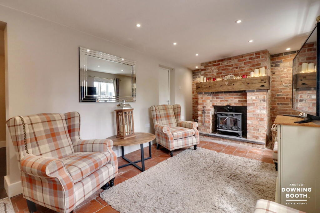 Additional image 16 of The Square, Elford - Five Double Bedroom Detached Cottage