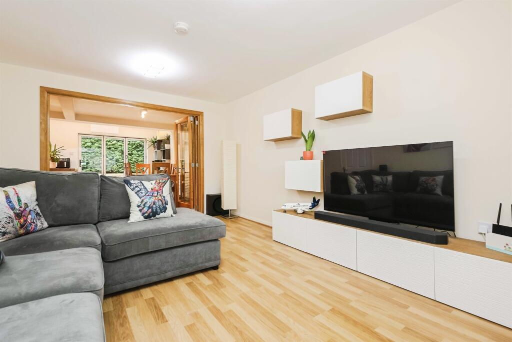 Additional image 5 of Finwood Close, SOLIHULL