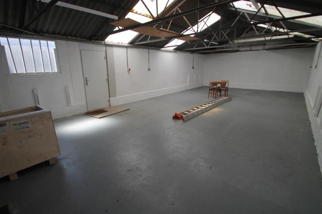 Additional image 21 of Wrights Lane, Cradley Heath