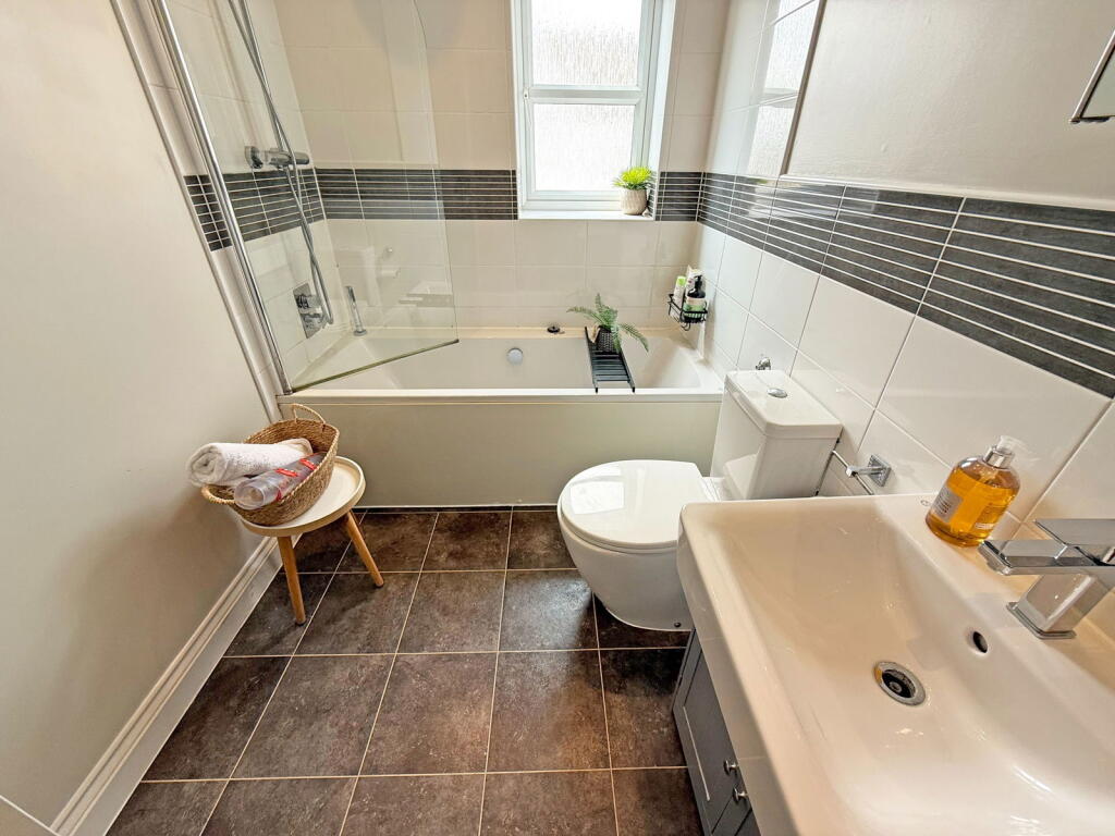Additional image 13 of Hastings Close, Wythall, B47 6AW
