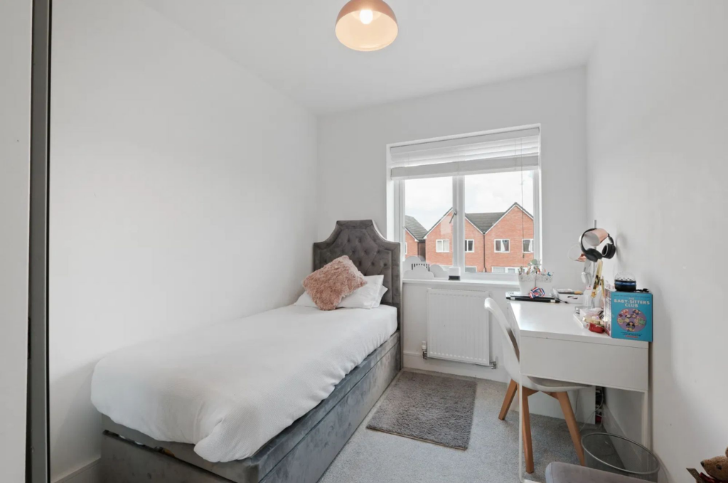 Additional image 8 of Arrow Drive, Cofton Hackett, B45