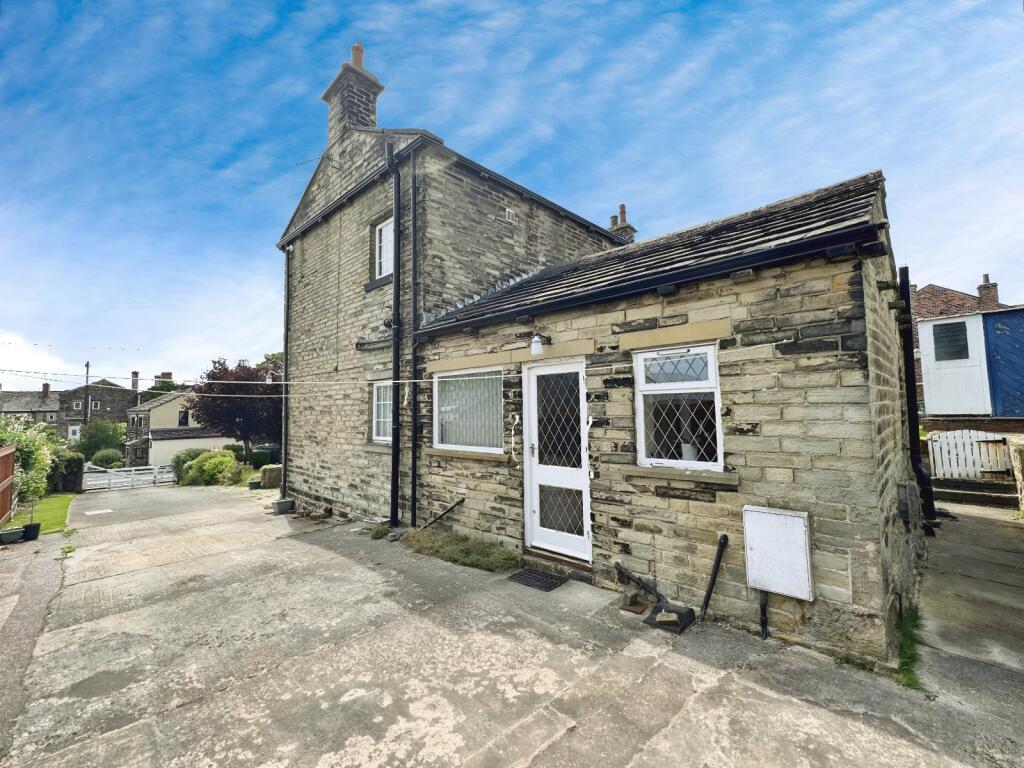 Additional image 18 of Towngate, Scholes, BD19