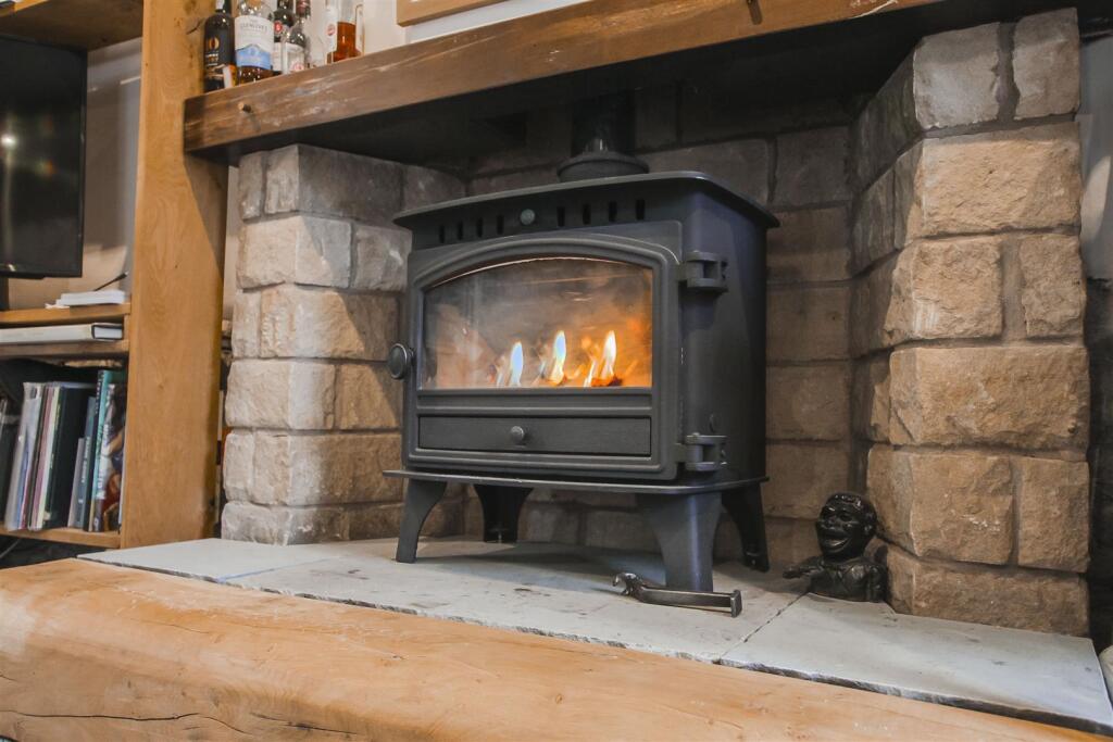 Additional image 24 of Skipton Old Road, Foulridge