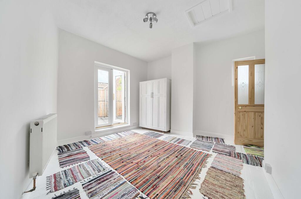 Additional image 14 of Bove Town, Glastonbury, BA6