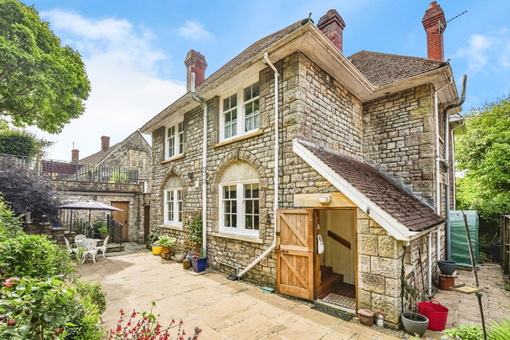Additional image 21 of Leg Square, Shepton Mallet, Somerset, BA4