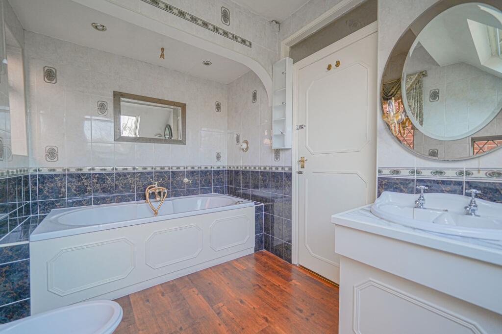 Additional image 24 of The Crescent, Solihull, B91