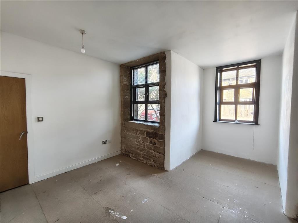 Additional image 8 of Highgate Mill Fold, Queensbury, BRADFORD