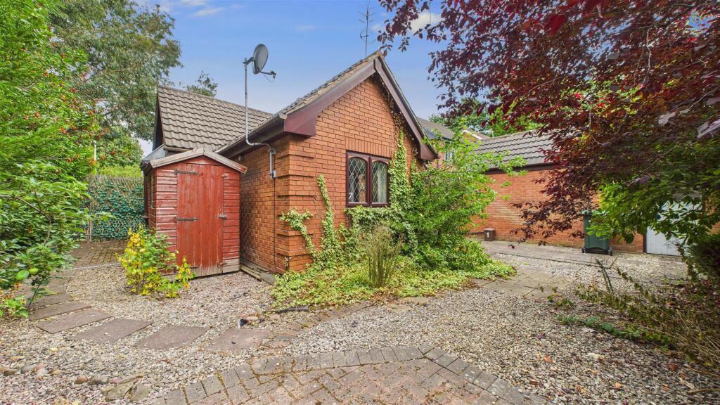 Additional image 14 of 1 Bradleys Close