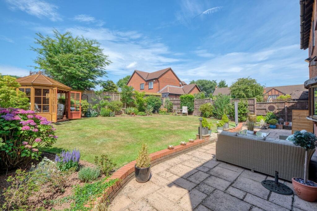 Additional image 17 of Hawthorn Drive, Hollywood, B47