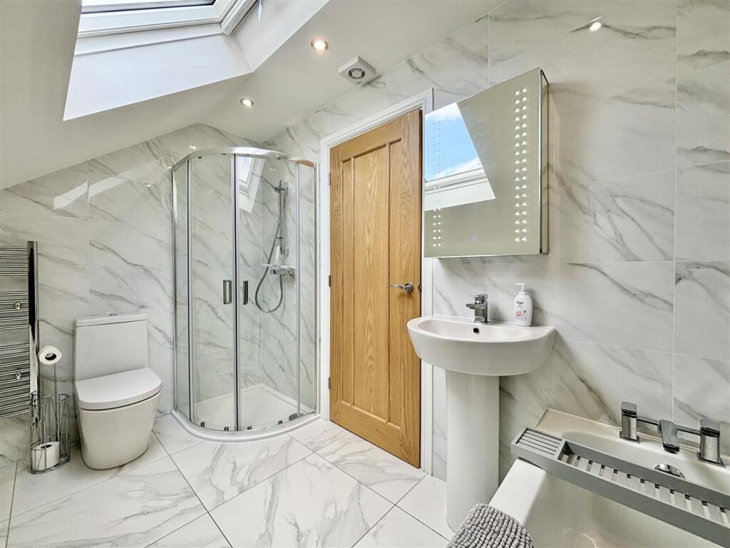 Additional image 21 of Park Lane, Queensbury, BD13 1QH