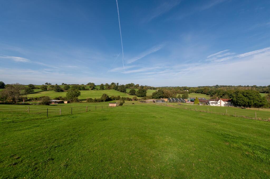 Additional image 26 of Icknield Street, Alvechurch, Birmingham, B48