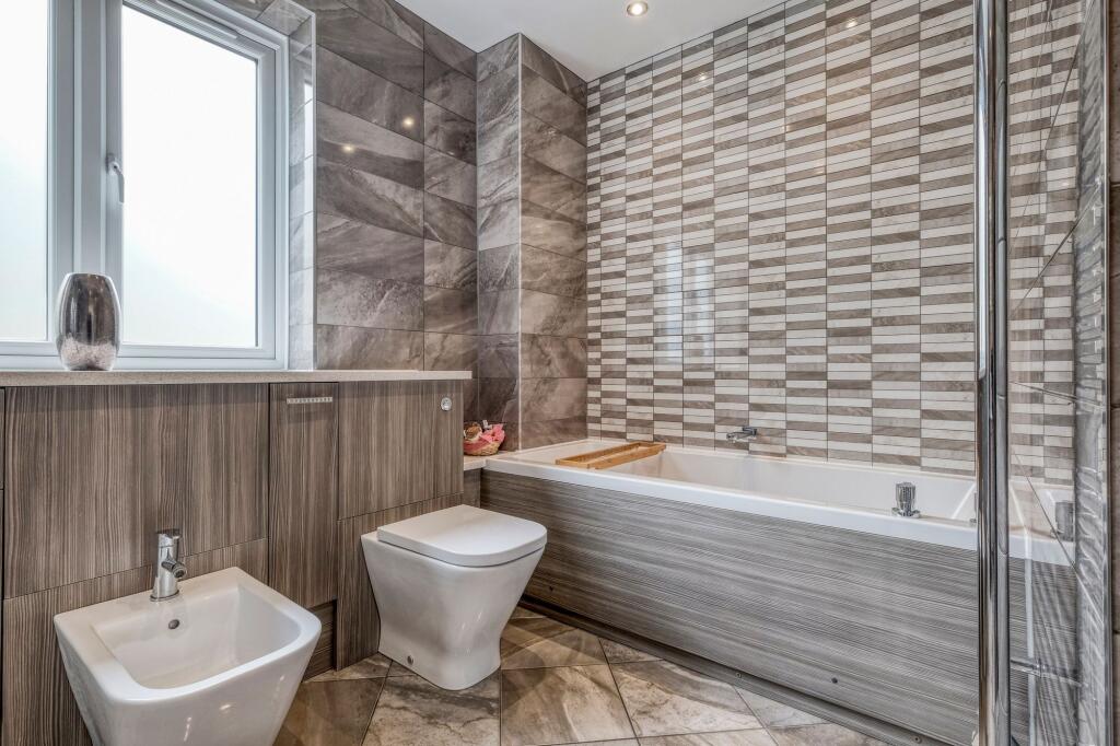 Additional image 15 of Mearse Lane, Barnt Green, B45