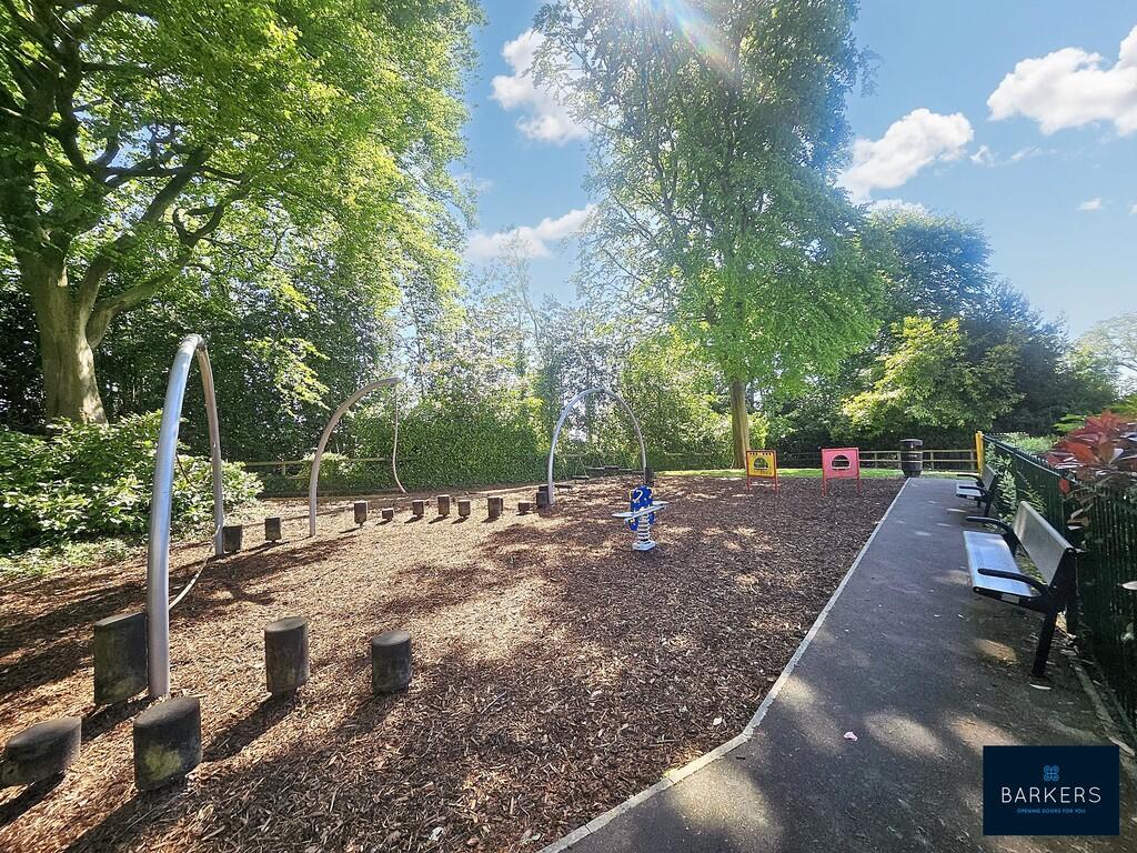 Additional image 10 of Threelands, Birkenshaw