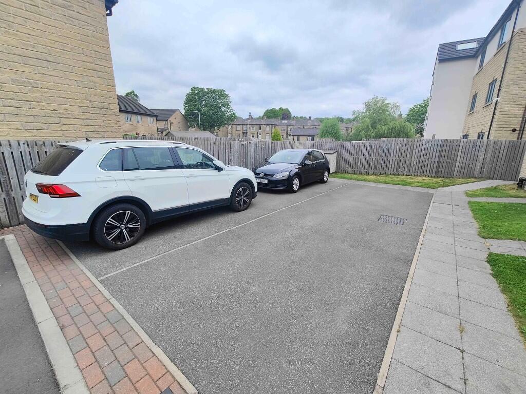 Additional image 26 of 11 Delf Hill Close, Low Moor, BD12 0AJ