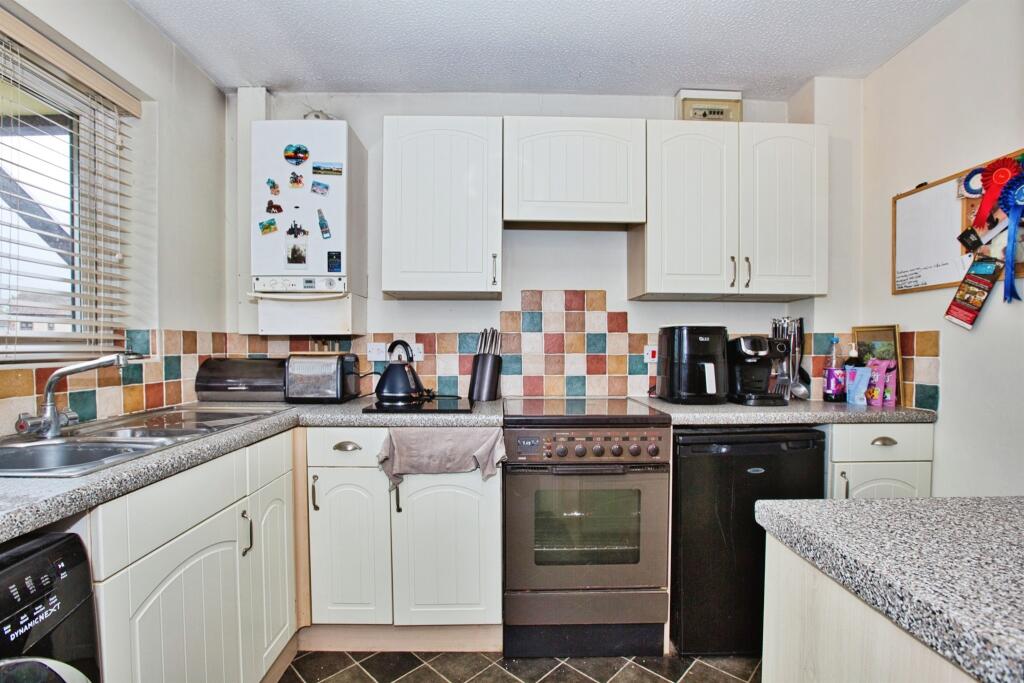 Additional image 19 of Trellech Court, Yeovil