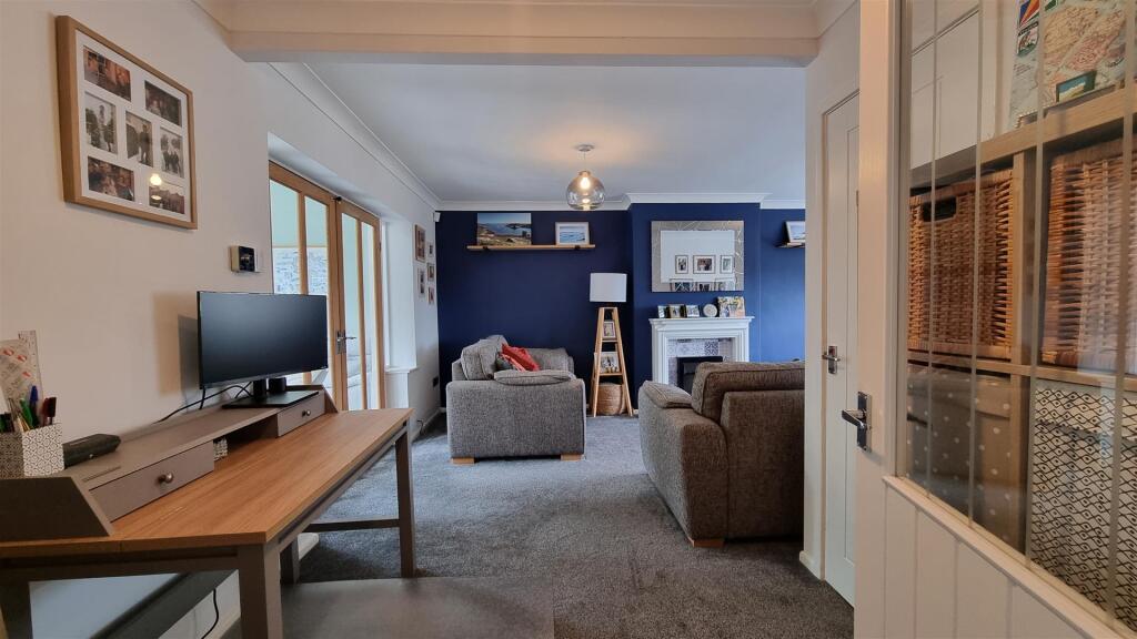 Additional image 19 of Douglas Road, Hollywood, Birmingham