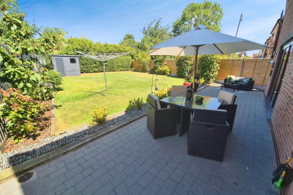 Additional image 4 of Holt Gardens, Studley, B80