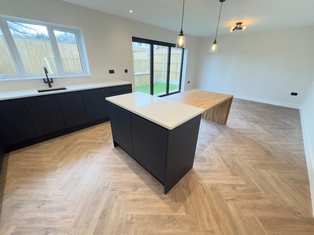 Additional image 10 of Bradford Road, Cottingley, Bingley, BD16